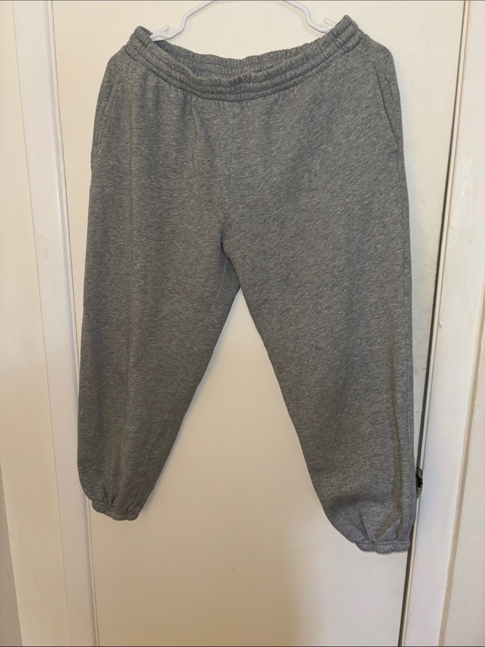 Women’s Gray Elastic Waist Sweatpants Size Medium Petite